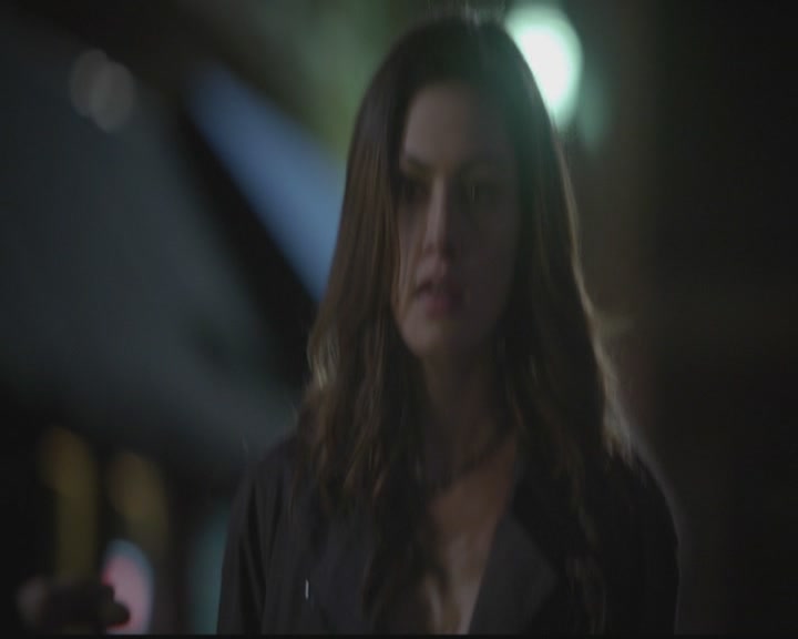 VampireDiariesWorld-dot-org_TheOriginals1x11ApresMoileDeluge2101.jpg