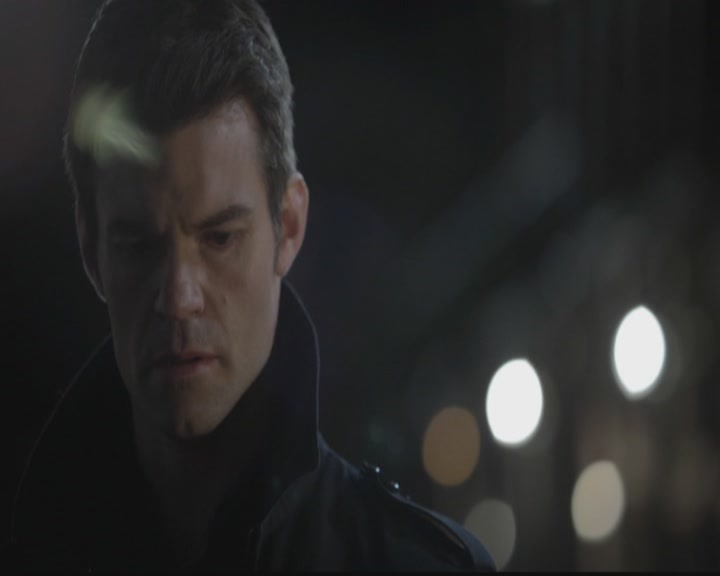 VampireDiariesWorld-dot-org_TheOriginals1x11ApresMoileDeluge2102.jpg