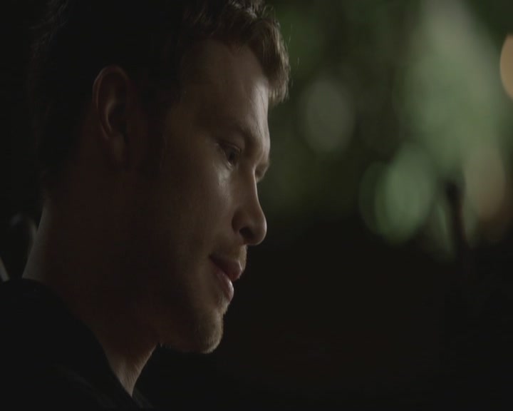 VampireDiariesWorld-dot-org_TheOriginals1x11ApresMoileDeluge2164.jpg