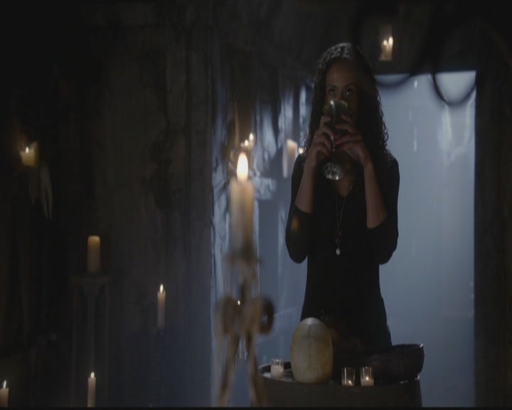 VampireDiariesWorld-dot-org_TheOriginals1x11ApresMoileDeluge2245.jpg