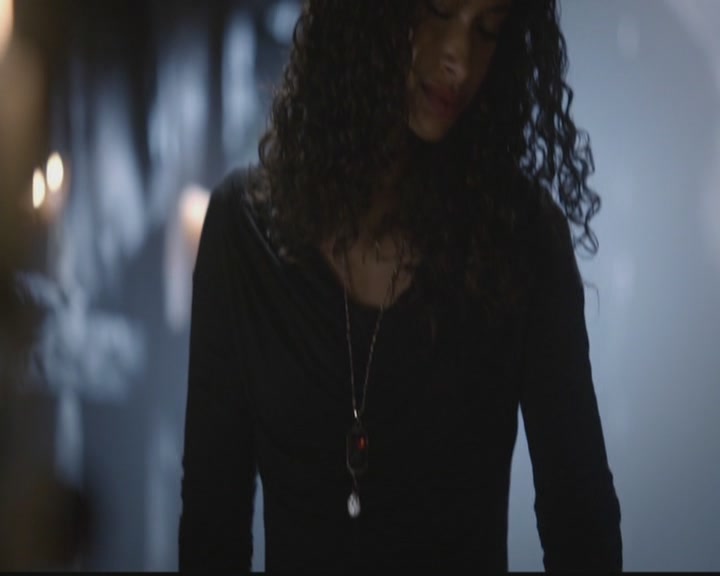 VampireDiariesWorld-dot-org_TheOriginals1x11ApresMoileDeluge2263.jpg