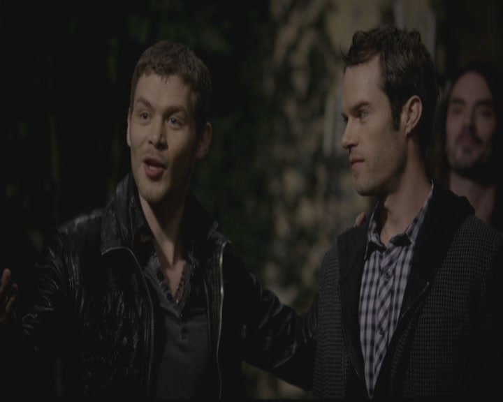 VampireDiariesWorld-dot-org_TheOriginals1x12DanceBackFromTheGrave0362.jpg