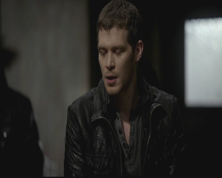 VampireDiariesWorld-dot-org_TheOriginals1x12DanceBackFromTheGrave0380.jpg