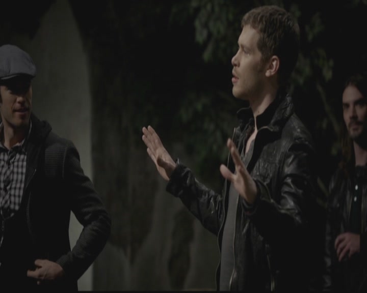 VampireDiariesWorld-dot-org_TheOriginals1x12DanceBackFromTheGrave0383.jpg