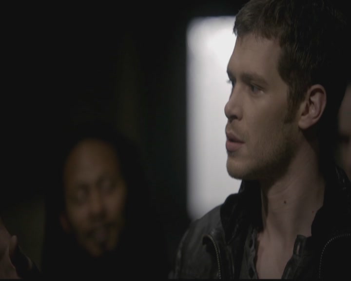 VampireDiariesWorld-dot-org_TheOriginals1x12DanceBackFromTheGrave0386.jpg