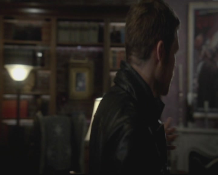 VampireDiariesWorld-dot-org_TheOriginals1x12DanceBackFromTheGrave2170.jpg