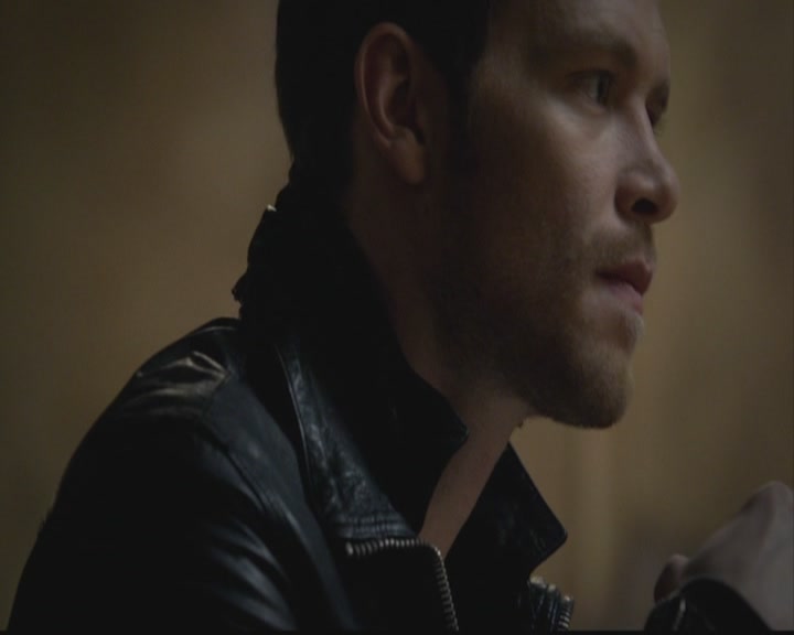 VampireDiariesWorld-dot-org_TheOriginals1x12DanceBackFromTheGrave2222.jpg