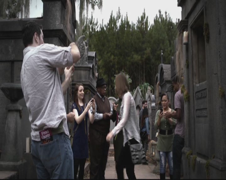 VampireDiariesWorld-dot-org_TheOriginals1x3CresentCity0181.jpg