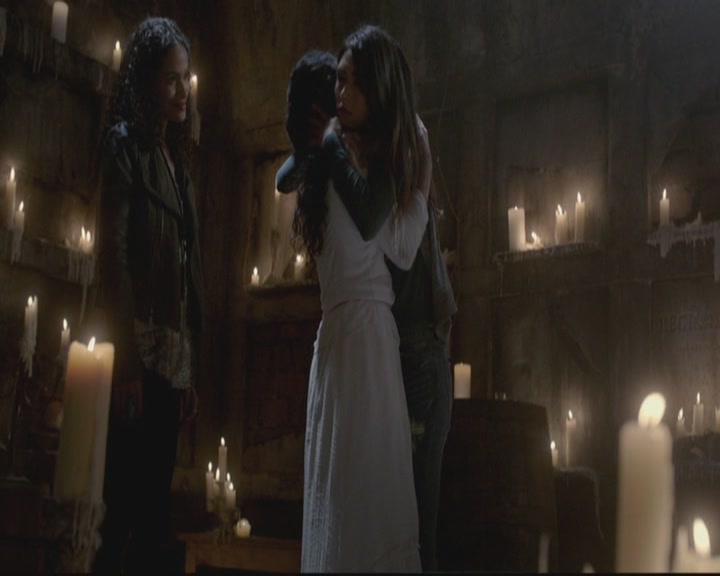 VampireDiariesWorld-dot-org_TheOriginals1x3CresentCity0210.jpg