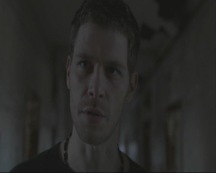 VampireDiariesWorld-dot-org_TheOriginals1x14LongWayBackFromHell-deletedscene0035.jpg