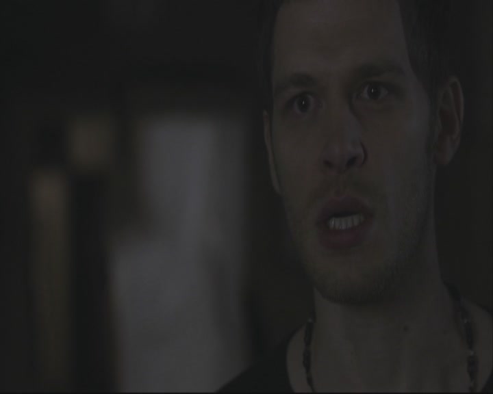 VampireDiariesWorld-dot-org_TheOriginals1x14LongWayBackFromHell-deletedscene0100.jpg