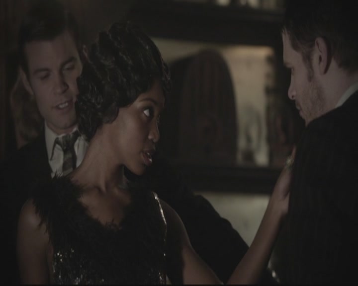 VampireDiariesWorld-dot-org_TheOriginals1x15LeGrandGuignol0096.jpg