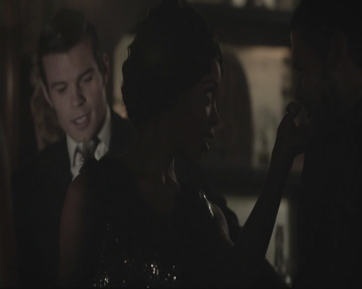 VampireDiariesWorld-dot-org_TheOriginals1x15LeGrandGuignol0097.jpg