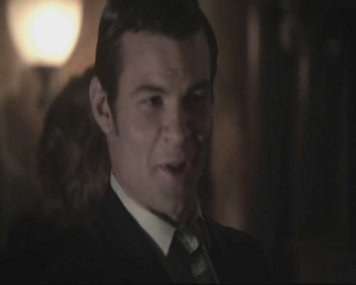 VampireDiariesWorld-dot-org_TheOriginals1x15LeGrandGuignol0100.jpg