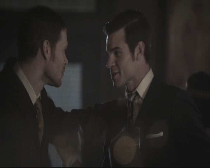 VampireDiariesWorld-dot-org_TheOriginals1x15LeGrandGuignol0107.jpg