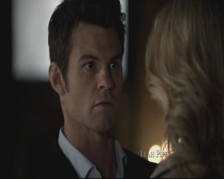 VampireDiariesWorld-dot-org_TheOriginals1x15LeGrandGuignol0148.jpg