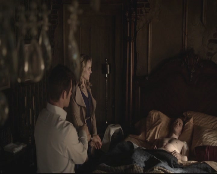 VampireDiariesWorld-dot-org_TheOriginals1x15LeGrandGuignol0160.jpg