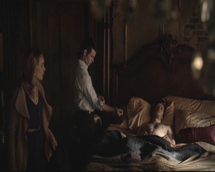 VampireDiariesWorld-dot-org_TheOriginals1x15LeGrandGuignol0171.jpg