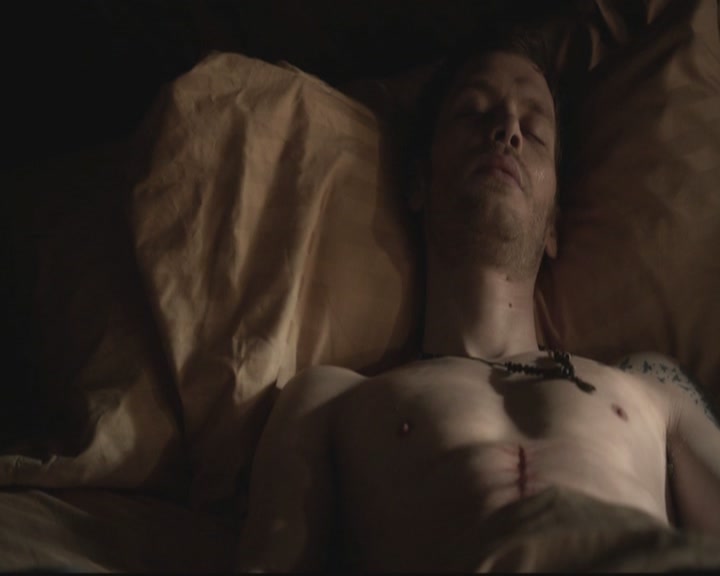 VampireDiariesWorld-dot-org_TheOriginals1x15LeGrandGuignol0172.jpg