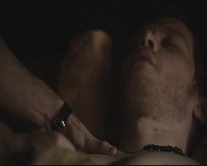 VampireDiariesWorld-dot-org_TheOriginals1x15LeGrandGuignol0185.jpg