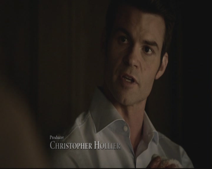 VampireDiariesWorld-dot-org_TheOriginals1x15LeGrandGuignol0213.jpg