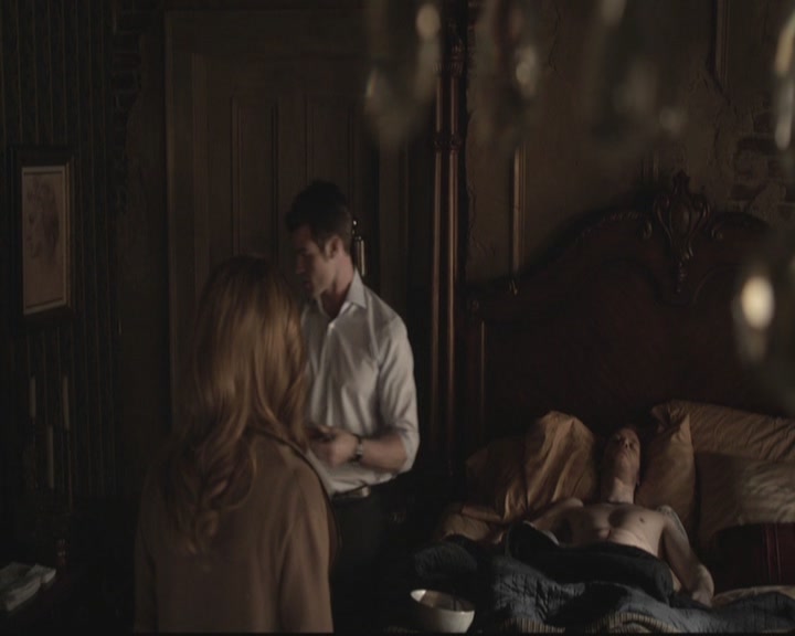 VampireDiariesWorld-dot-org_TheOriginals1x15LeGrandGuignol0228.jpg