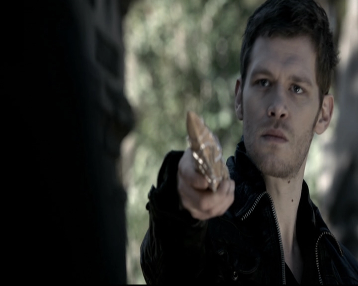 VampireDiariesWorld-dot-org_TheOriginals1x16FarewellToStoryville0294.jpg