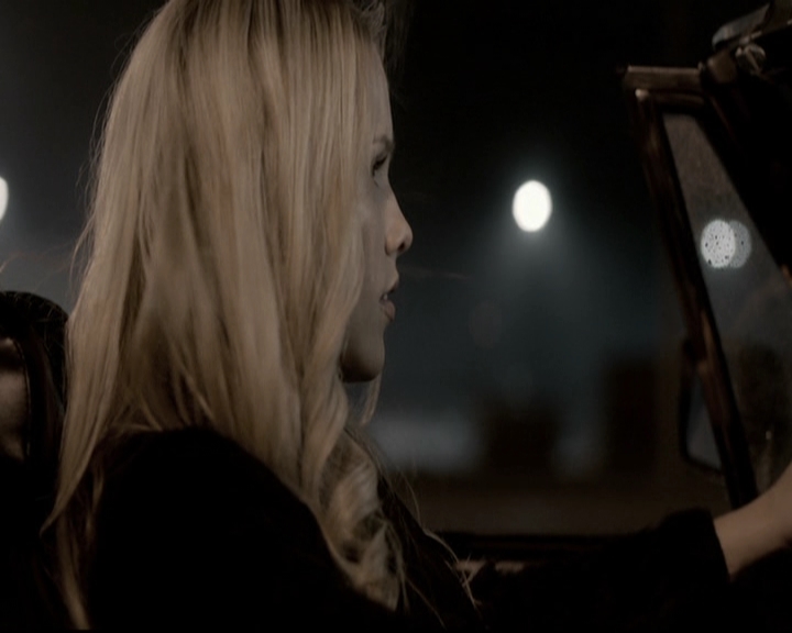 VampireDiariesWorld-dot-org_TheOriginals1x16FarewellToStoryville2306.jpg