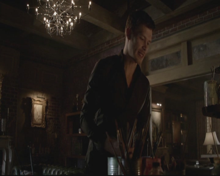 VampireDiariesWorld-dot-org_TheOriginals1x17MoonOverBourbonStreet0174.jpg