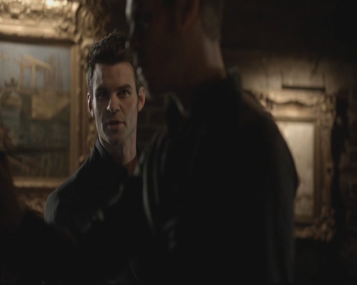 VampireDiariesWorld-dot-org_TheOriginals1x17MoonOverBourbonStreet0181.jpg