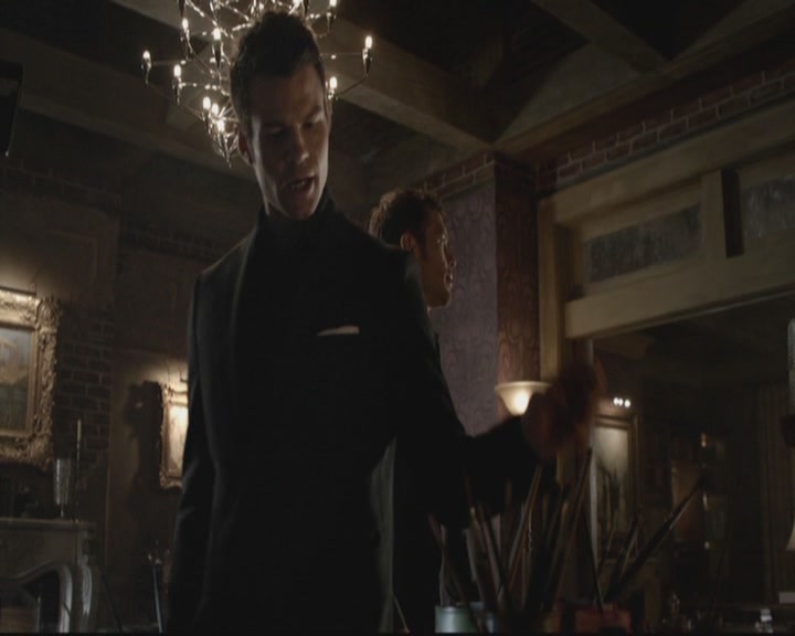 VampireDiariesWorld-dot-org_TheOriginals1x17MoonOverBourbonStreet0190.jpg