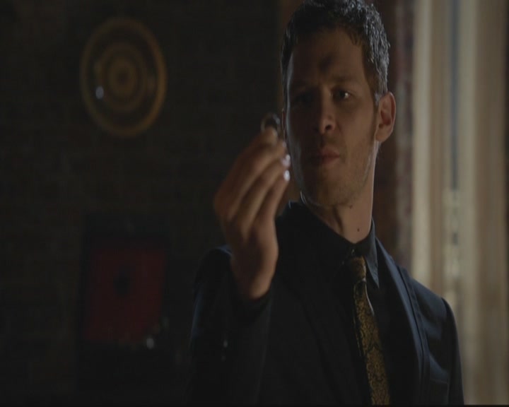 VampireDiariesWorld-dot-org_TheOriginals1x17MoonOverBourbonStreet1431.jpg