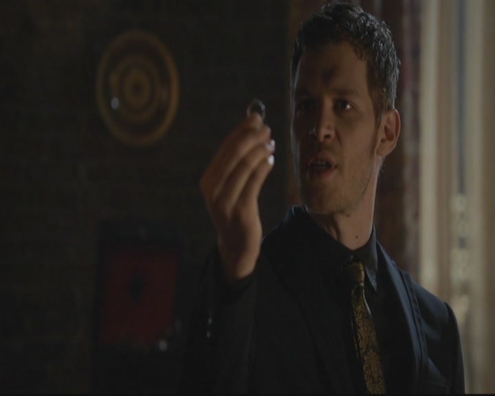 VampireDiariesWorld-dot-org_TheOriginals1x17MoonOverBourbonStreet1434.jpg