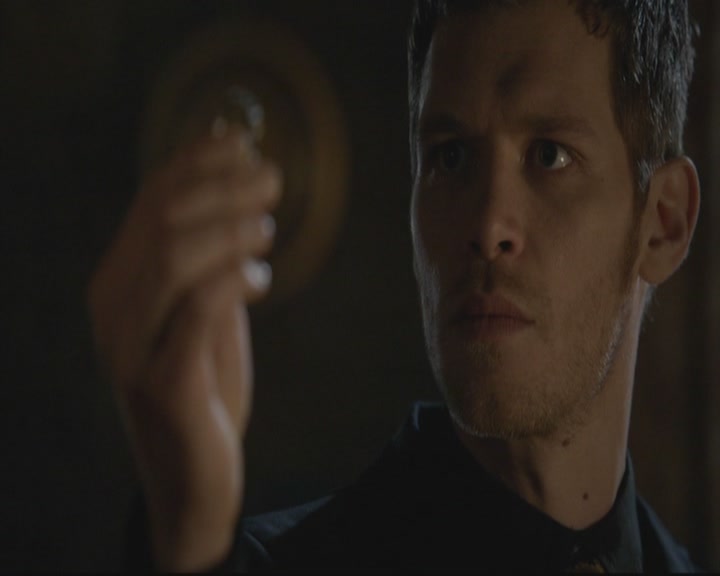 VampireDiariesWorld-dot-org_TheOriginals1x17MoonOverBourbonStreet1446.jpg