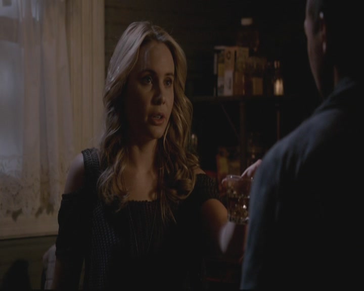 VampireDiariesWorld-dot-org_TheOriginals1x17MoonOverBourbonStreet1609.jpg