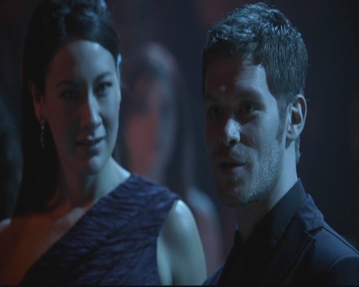 VampireDiariesWorld-dot-org_TheOriginals1x17MoonOverBourbonStreet1741.jpg