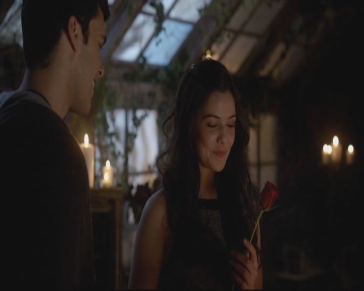 VampireDiariesWorld-dot-org_TheOriginals1x17MoonOverBourbonStreet1912.jpg