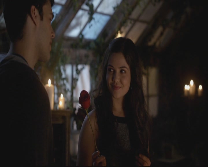 VampireDiariesWorld-dot-org_TheOriginals1x17MoonOverBourbonStreet1915.jpg