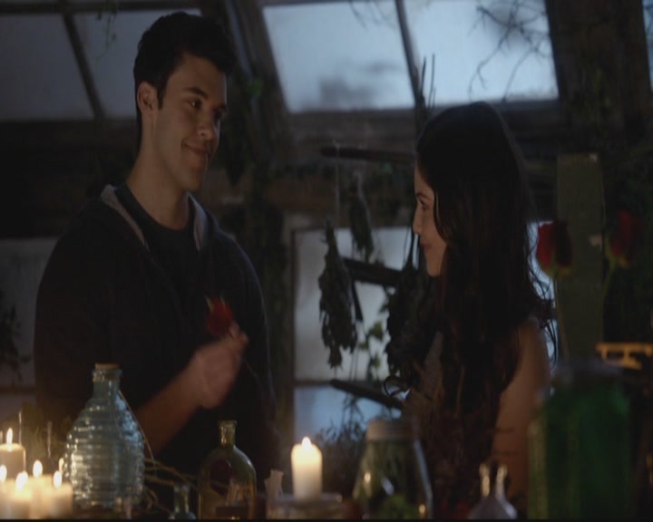 VampireDiariesWorld-dot-org_TheOriginals1x17MoonOverBourbonStreet1917.jpg