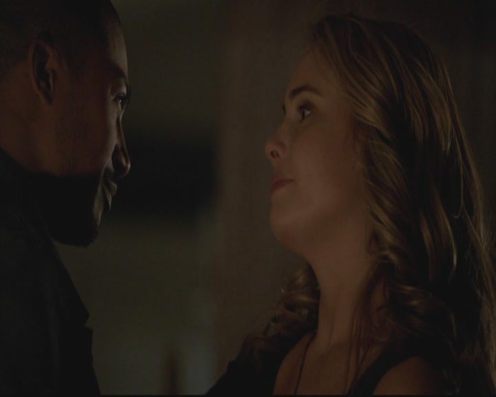 VampireDiariesWorld-dot-org_TheOriginals1x17MoonOverBourbonStreet1944.jpg