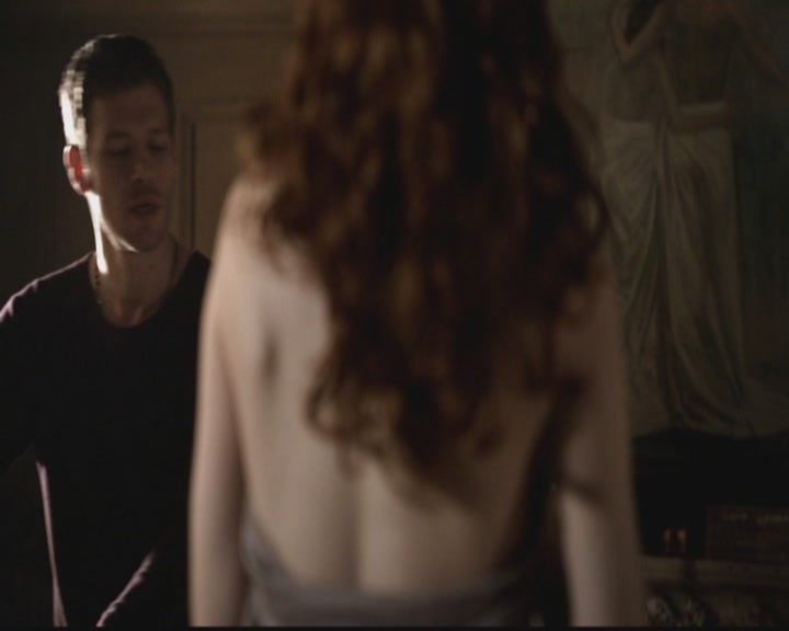 VampireDiariesWorld-dot-org_TheOriginals1x18TheBigUneasy0082.jpg