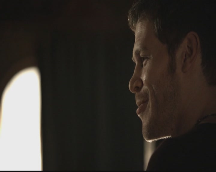 VampireDiariesWorld-dot-org_TheOriginals1x18TheBigUneasy0118.jpg