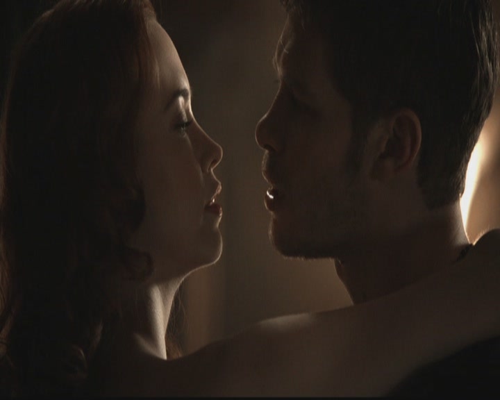 VampireDiariesWorld-dot-org_TheOriginals1x18TheBigUneasy0143.jpg