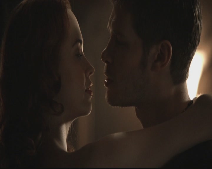 VampireDiariesWorld-dot-org_TheOriginals1x18TheBigUneasy0145.jpg