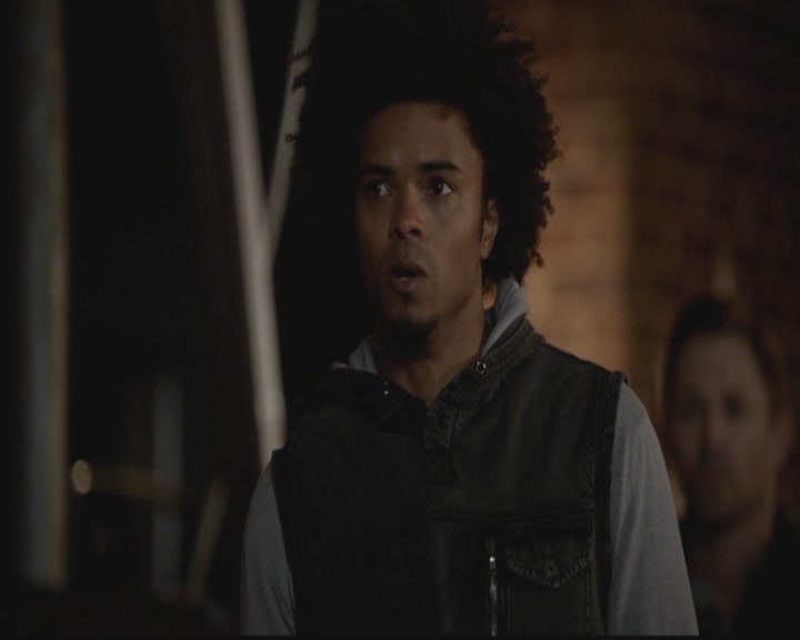 VampireDiariesWorld-dot-org_TheOriginals1x18TheBigUneasy2228.jpg