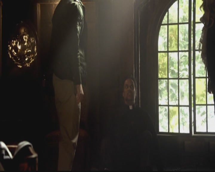 VampireDiariesWorld-dot-org_TheOriginals1x19AnUnblinkingDeath0142.jpg