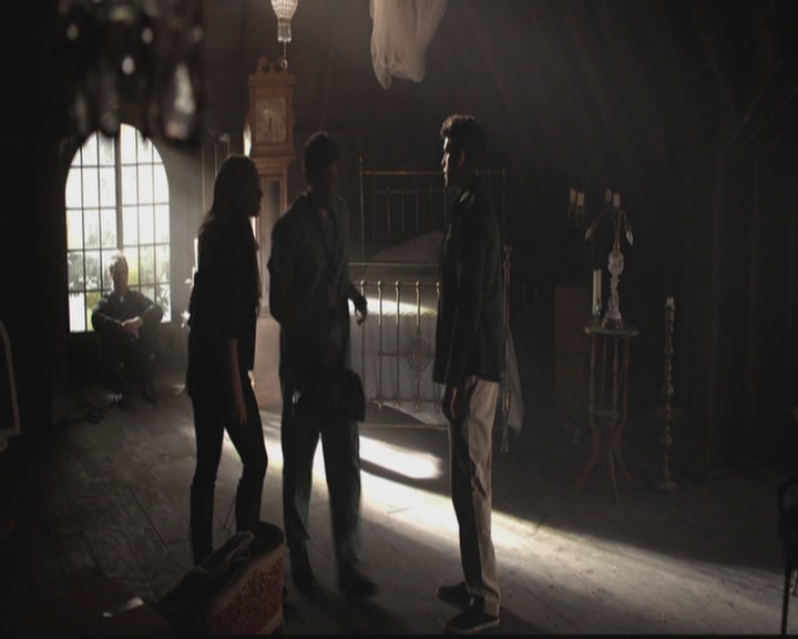 VampireDiariesWorld-dot-org_TheOriginals1x19AnUnblinkingDeath0353.jpg