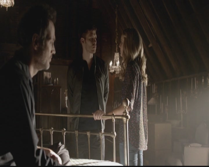 VampireDiariesWorld-dot-org_TheOriginals1x19AnUnblinkingDeath1582.jpg