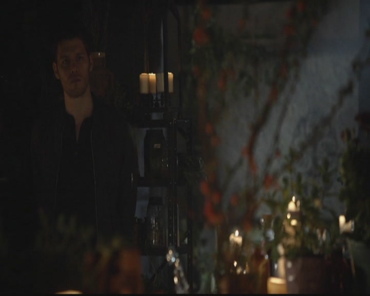 VampireDiariesWorld-dot-org_TheOriginals1x19AnUnblinkingDeath1904.jpg