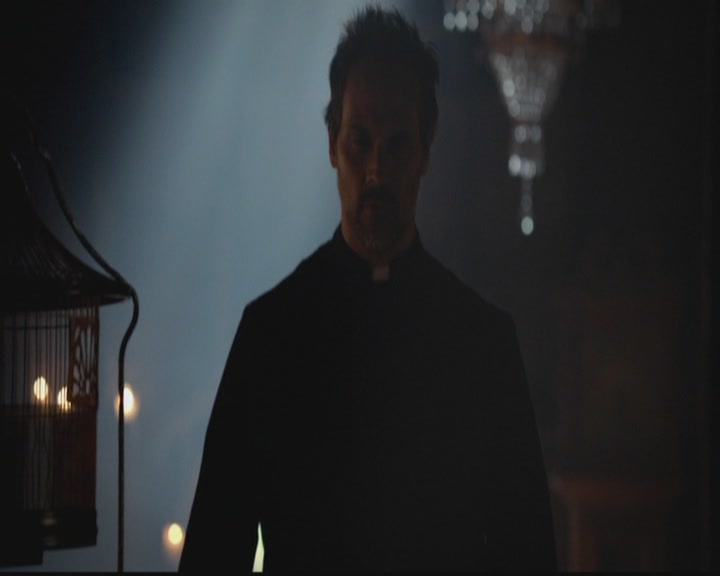 VampireDiariesWorld-dot-org_TheOriginals1x19AnUnblinkingDeath2018.jpg